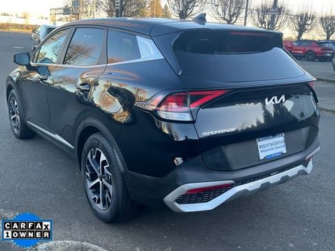 Used 2023 Kia Sportage EX image 5