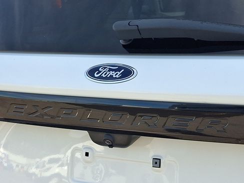 Used 2020 Ford Explorer ST w/ ST Street Pack AWD/4WD image 31