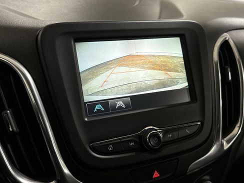 Used 2018 Chevrolet Equinox LT AWD/4WD image 15