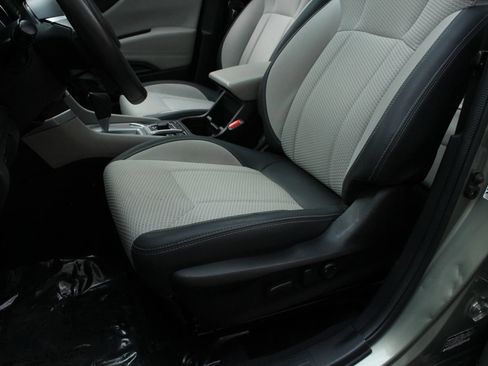 Used 2021 Subaru Forester Premium AWD/4WD image 17