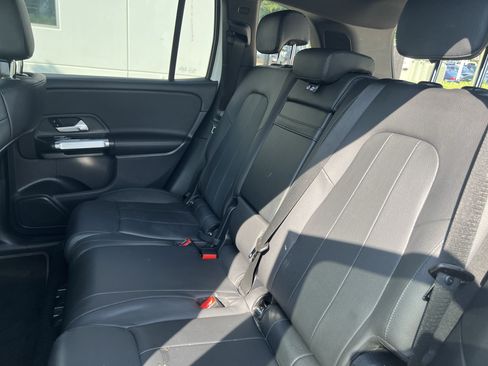 Certified 2022 Mercedes-Benz GLB 250 4MATIC image 34