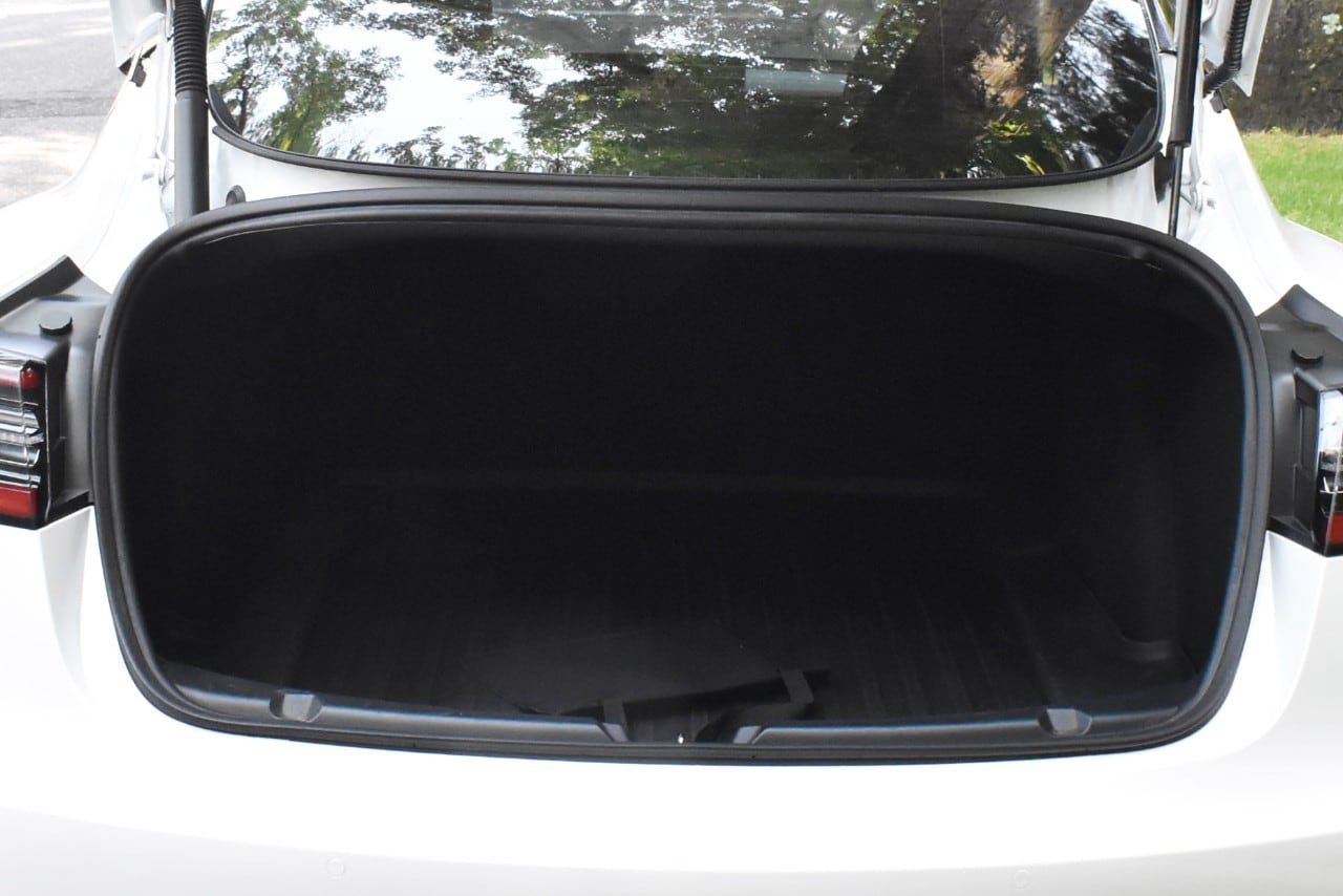 Used 2020 Tesla Model 3 Standard Range Plus RWD image 31