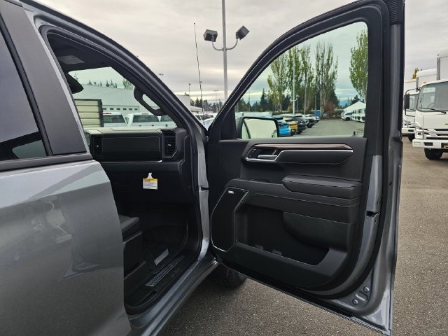 New 2026 Chevrolet Silverado 1500 RST w/ Convenience Package II AWD/4WD image 10