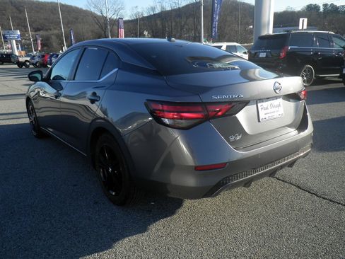 Used 2023 Nissan Sentra SV w/ All-Weather Package image 4