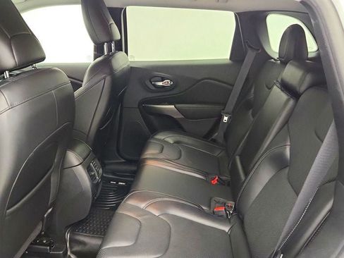 Used 2020 Jeep Cherokee Limited AWD/4WD image 21