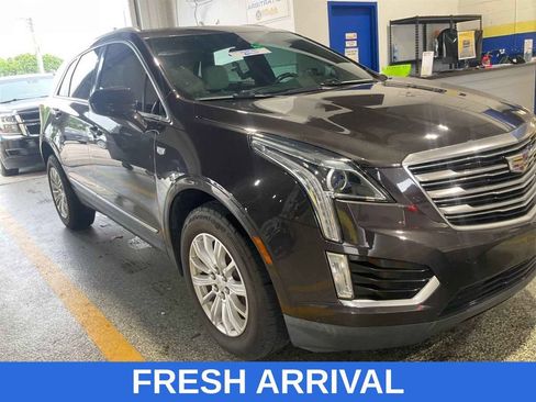 Used 2018 Cadillac XT5 FWD w/ LPO, Wheel Lock Package image 4