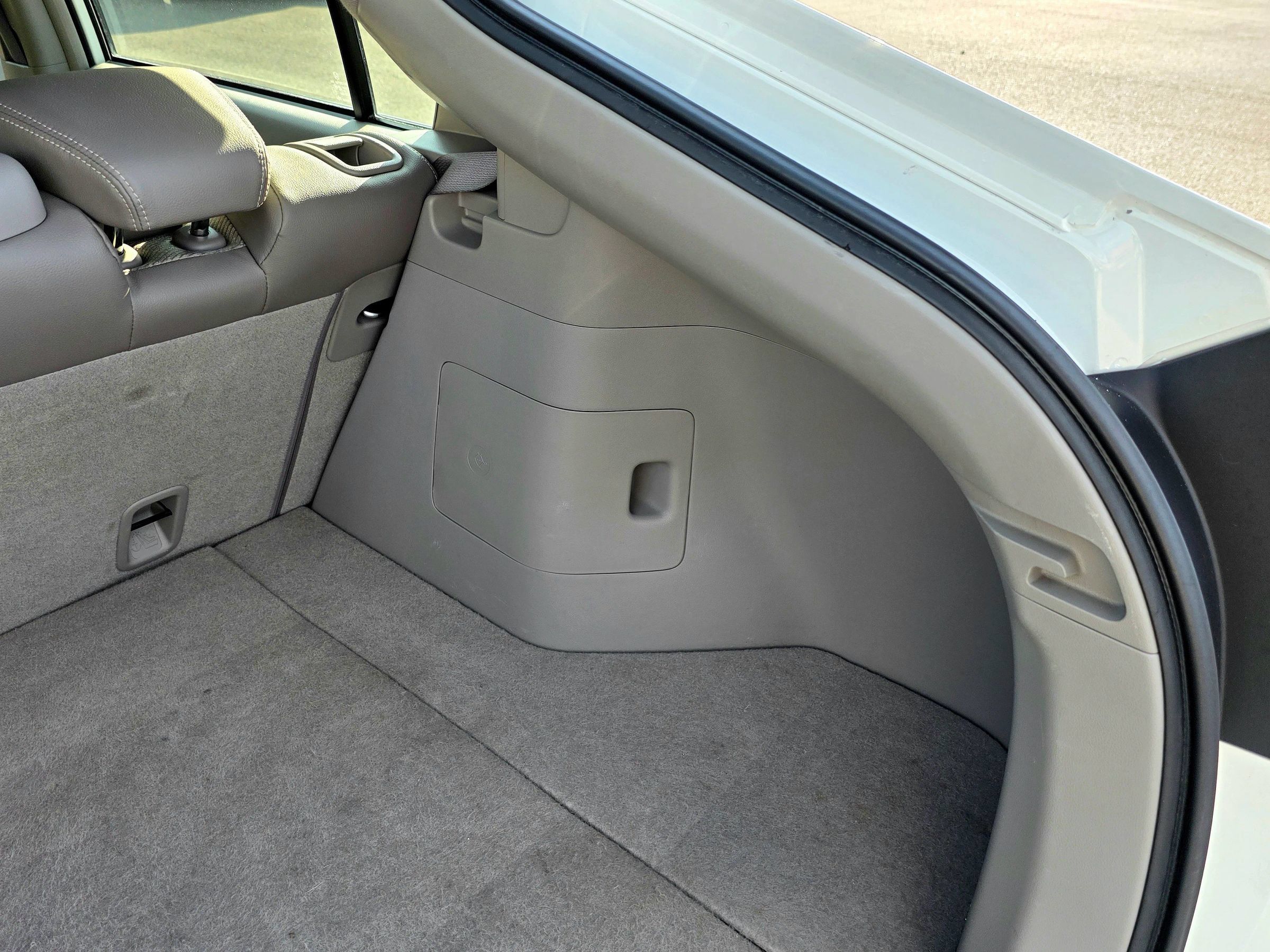 Used 2014 Honda Insight EX image 58