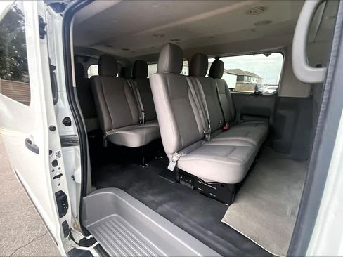 Used 2020 Nissan NV 3500 S image 19