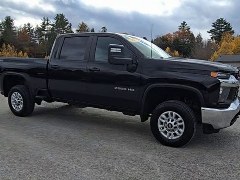 Used 2022 Chevrolet Silverado 2500 LT w/ Snow Plow Prep/Camper Package image 38