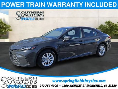 Used 2025 Toyota Camry LE FWD image 1