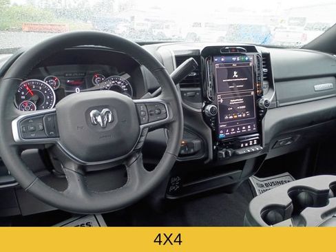 Used 2025 RAM 2500 Big Horn AWD/4WD image 10