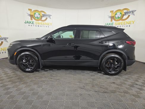 Used 2025 Chevrolet Blazer LT w/ Convenience Package FWD image 4