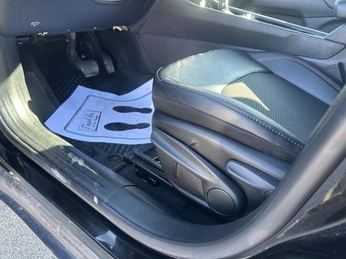 Used 2025 Jeep Compass Trailhawk image 19