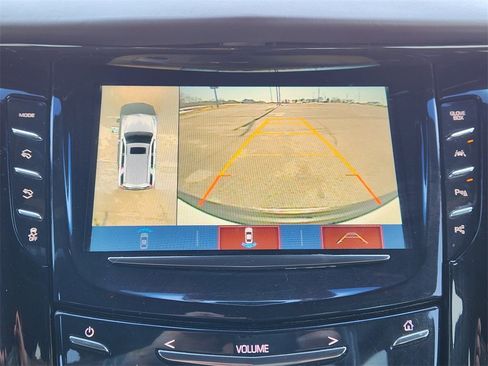 Used 2020 Cadillac Escalade Platinum image 17