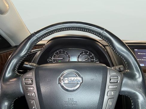 Used 2017 Nissan Armada Platinum RWD image 28