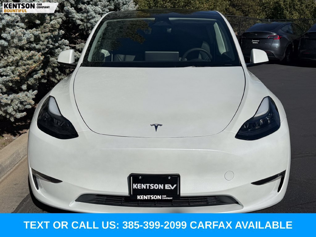 Used 2024 Tesla Model Y Long Range AWD/4WD image 2