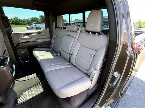 Used 2023 Chevrolet Silverado 1500 LTZ w/ LTZ Premium Texas Edition AWD/4WD image 25