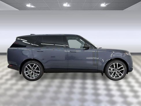 New 2026 Land Rover Range Rover Long Wheelbase SE image 8