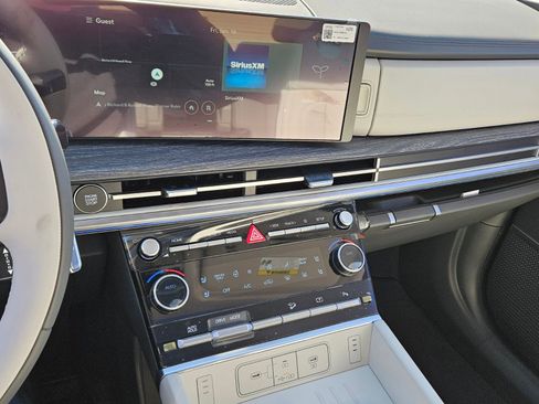 New 2026 Hyundai Santa Fe Calligraphy FWD image 18