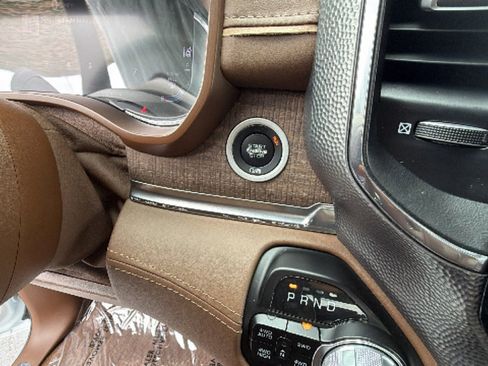 Used 2024 RAM 1500 Limited AWD/4WD image 17