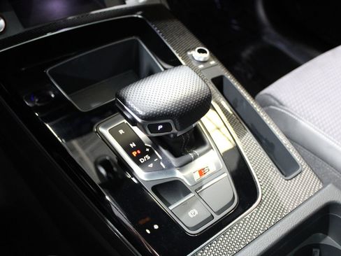 Used 2022 Audi SQ5 Premium w/ Convenience Package image 36