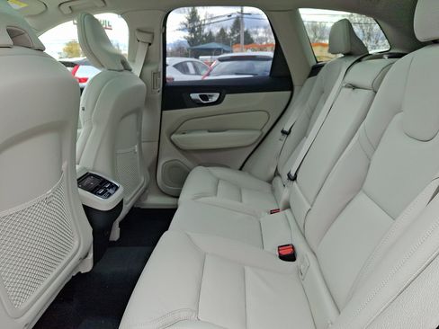 New 2026 Volvo XC60 B5 Ultra w/ Protection Package Premier image 5