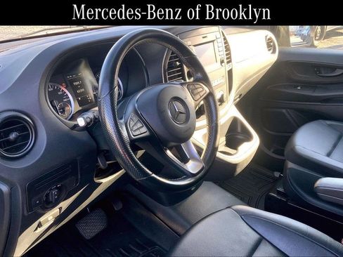 Used 2019 Mercedes-Benz Metris Passenger image 15