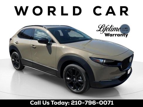 Used 2025 MAZDA CX-30 Carbon image 1