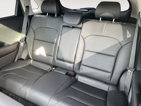 Used 2022 Kia Niro Touring Special Edition image 18