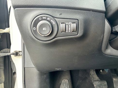 Used 2018 Jeep Compass Limited w/ Safe & Security Group image 17