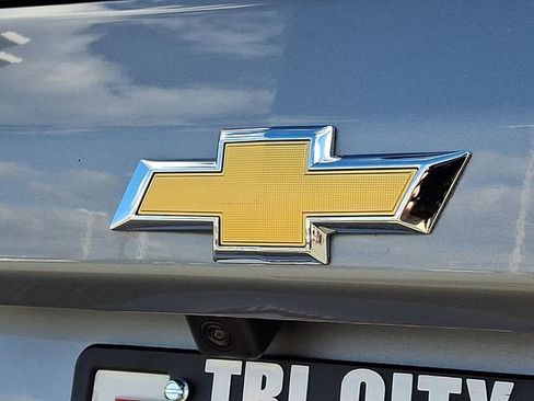 Used 2023 Chevrolet Equinox LT image 31