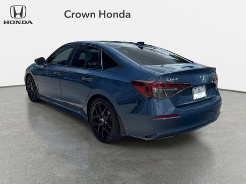 Used 2025 Honda Civic Sport image 3