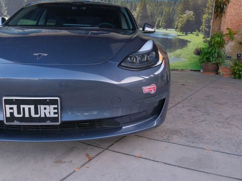Used 2023 Tesla Model 3 Standard Range RWD image 38