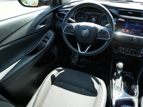Used 2021 Buick Encore GX Select w/ Sport Touring Package AWD/4WD image 9