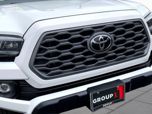 Used 2023 Toyota Tacoma TRD Off-Road AWD/4WD image 29