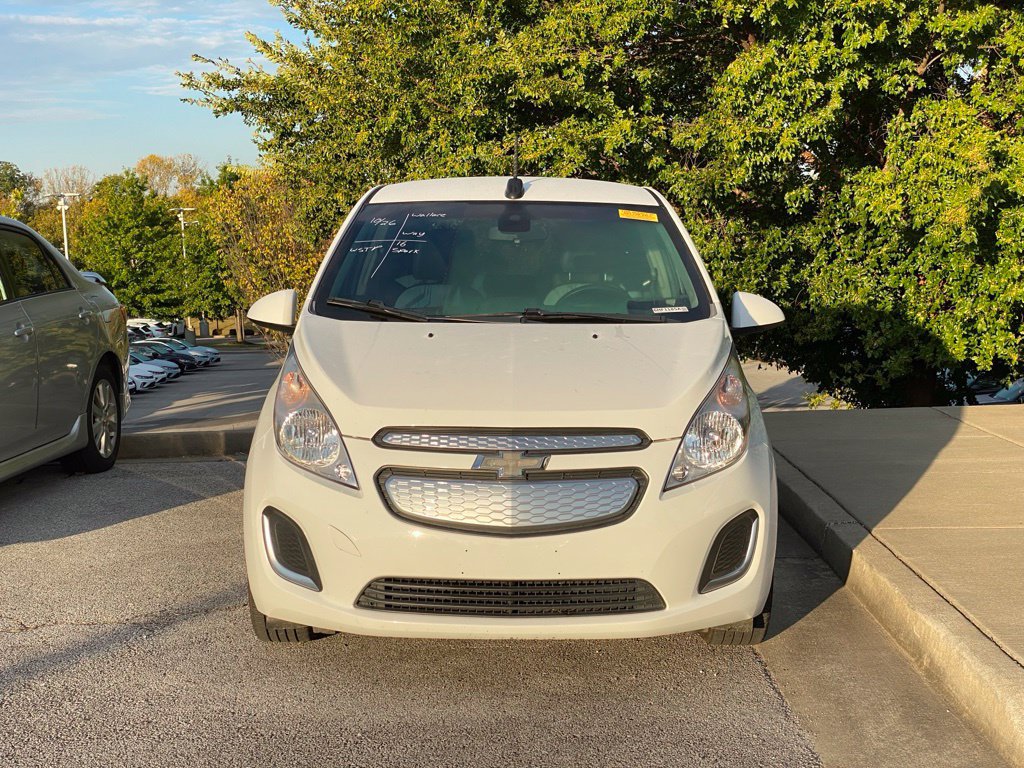 Used 2016 Chevrolet Spark LT FWD image 2
