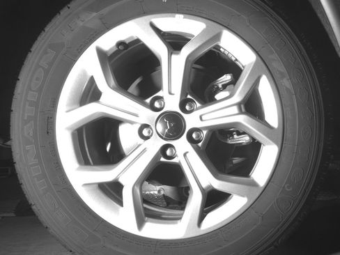 Used 2025 Jeep Compass Latitude AWD/4WD image 15