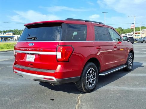 Used 2022 Ford Expedition XLT AWD/4WD image 18