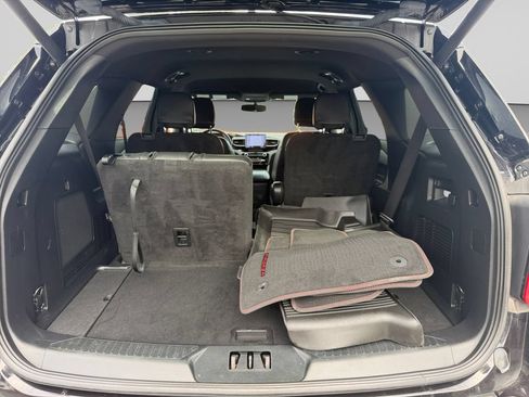 Used 2022 Ford Explorer ST-Line AWD/4WD image 19