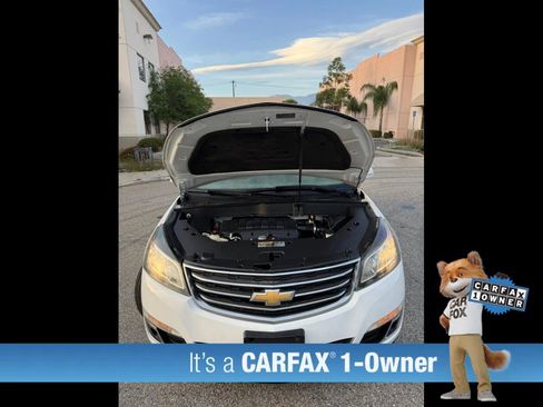 Used 2016 Chevrolet Traverse LT w/ Style and Technology Package FWD image 13
