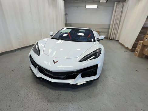 New 2027 Chevrolet Corvette Grand Sport w/ Grand Sport Launch Edition RWD image 3
