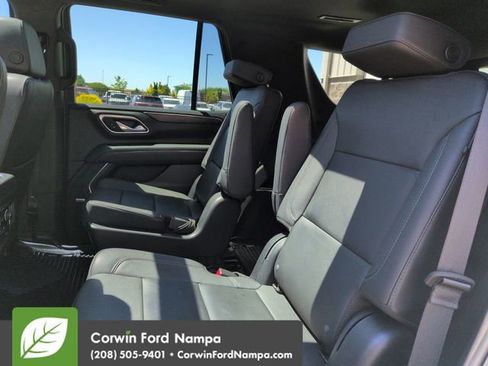 Used 2023 Chevrolet Tahoe Z71 w/ Luxury Package AWD/4WD image 26