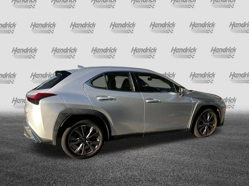 Used 2019 Lexus UX 200 F Sport w/ F Sport Premium Package image 10