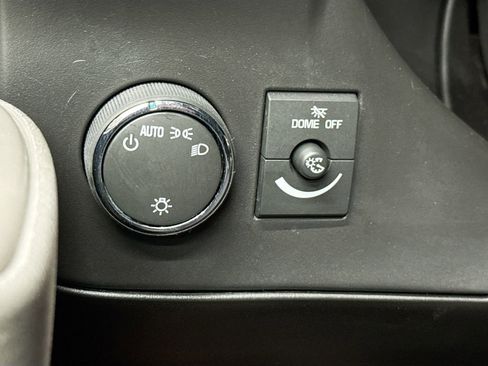 Used 2025 Chevrolet Express 3500 LT w/ LT Preferred Equipment Group RWD image 13