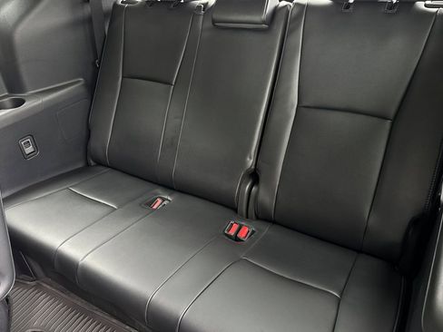 New 2026 Toyota Highlander Limited AWD/4WD image 17