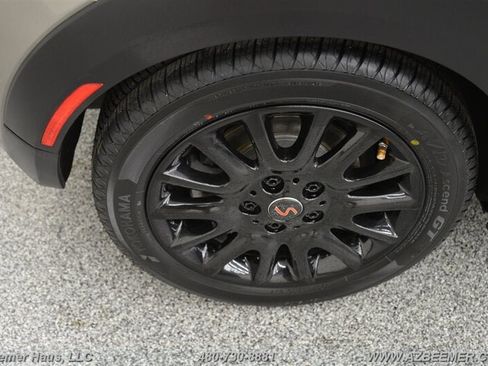 Used 2017 MINI Cooper S image 34