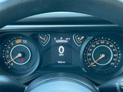 Used 2025 Jeep Wrangler Unlimited Sport AWD/4WD image 22