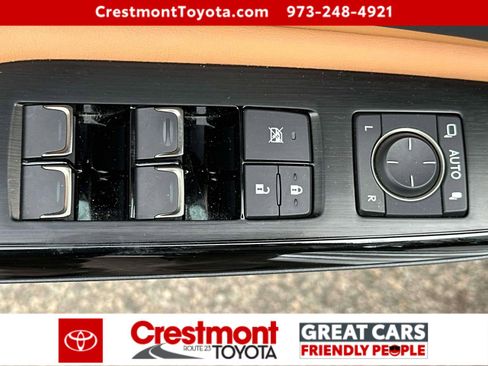 Used 2022 Lexus ES 300h w/ Premium Package image 13