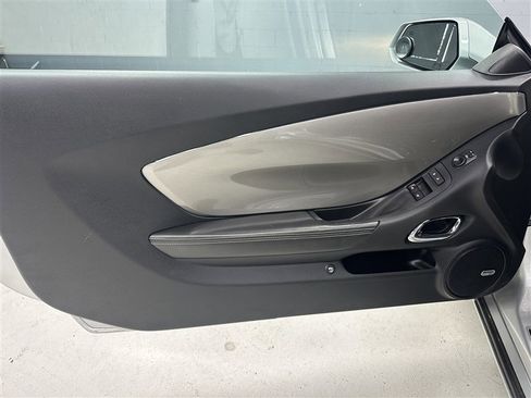 Used 2013 Chevrolet Camaro SS w/ SS Performance Package image 18