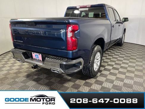 Used 2021 Chevrolet Silverado 1500 LT w/ Z71 Off-Road Package AWD/4WD image 7